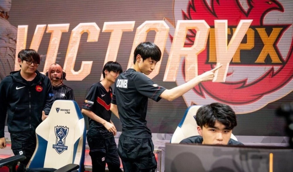 重启按钮 重启按钮